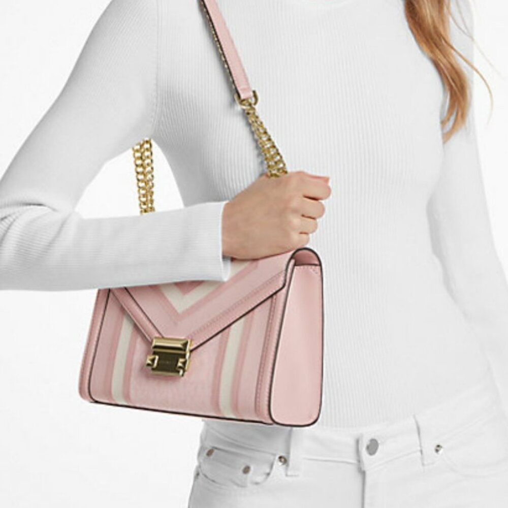 NEW Michael Kors Pink Shoulder Bag With Gold Hardware - Picture 4 of 12